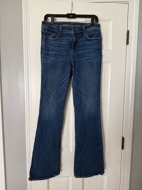 American Eagle Outfitters Women's Dark Blue Kickboot Jeans